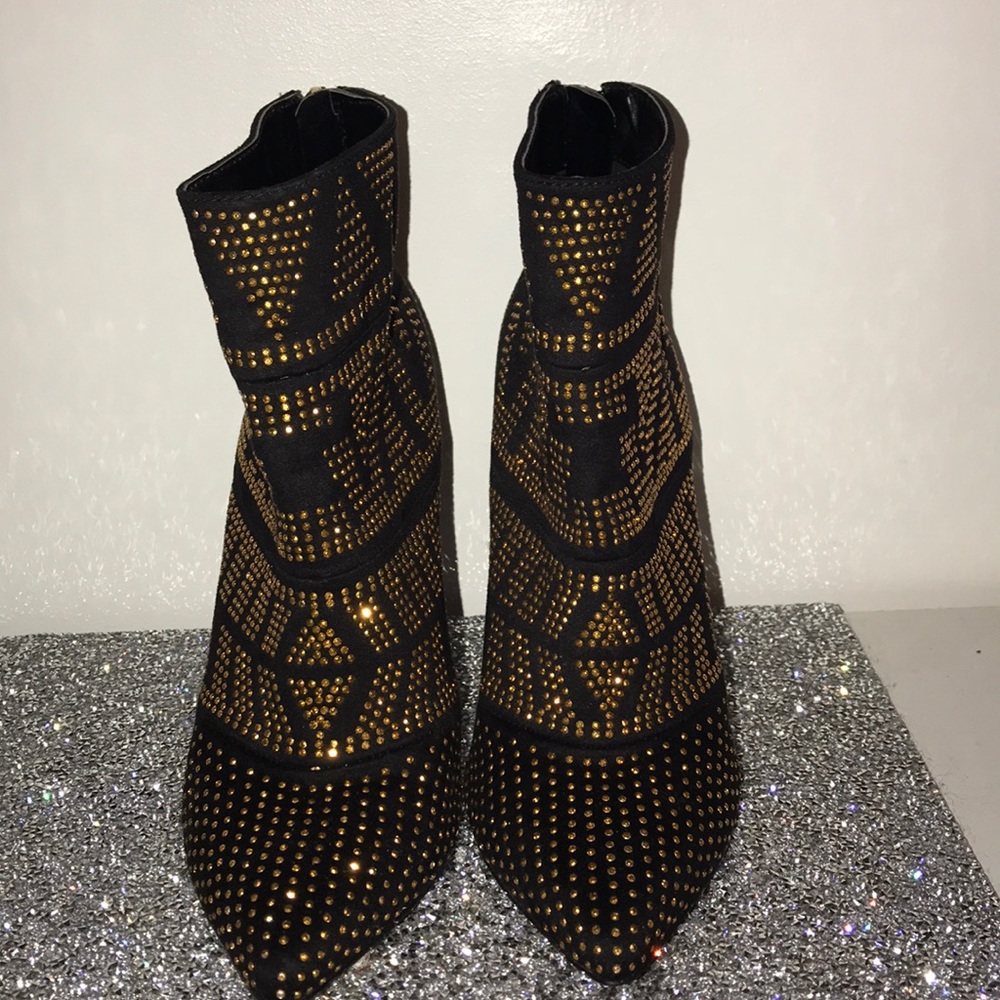 Black and gold 3 in ankle boots